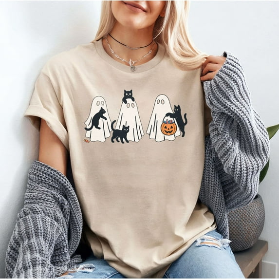 Cute Black Cats and Ghosts Funny Halloween Costume T-Shirt, Fullsizes S-5XL Multicolors T-Shirt