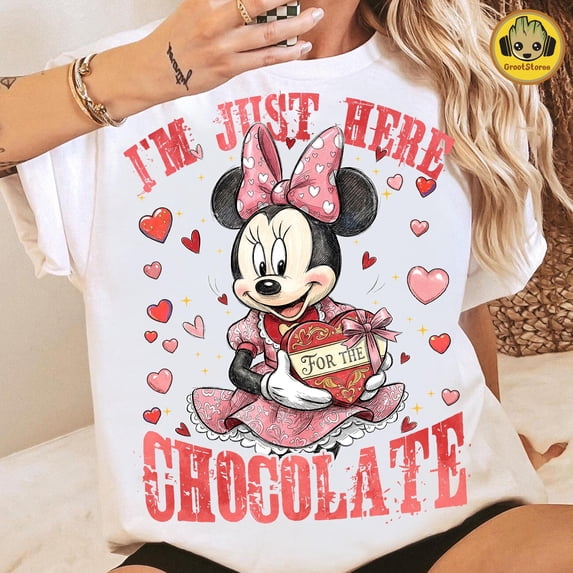 Cute Cartoon Mouse Valentine T-Shirt for Trendy V-Day Humor and Fun Fashion