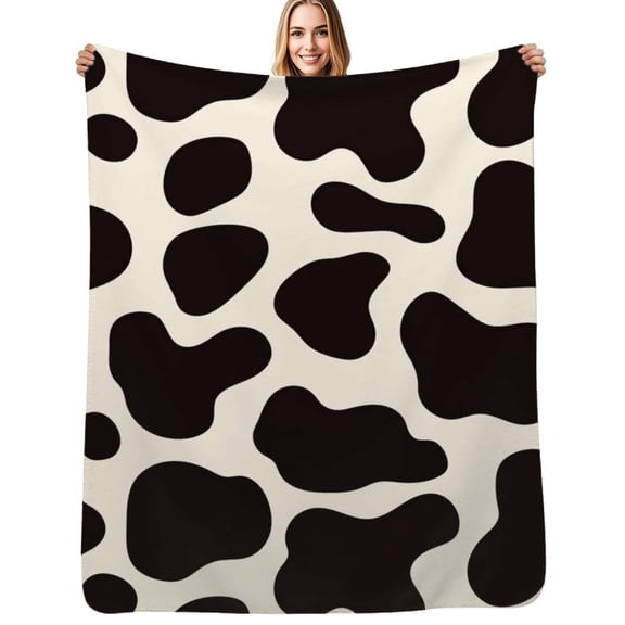 Cute Cow Pattern Design Flannel Blankets Soft Warm Throw Blanket Autumn Camping Bedroom Aesthetic Bedspread
