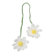 Cute Crochet Daisy Car Hanging Ornament,Handmade Knitted Flower Rear View Mirror Charm for Women,Aesthetic Car Accessories for A Cheerful and Cozy Atmosphere,Daisy Flower Car Accessories1PC,White