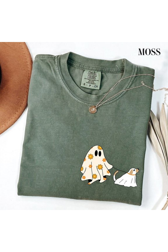 Cute Ghost Dog T-shirt, Dog Lovers Halloween T-shirt, Funny Halloween Dog Walker Outfit, Spooky Season T-shirt, Fall Tee Gifts.