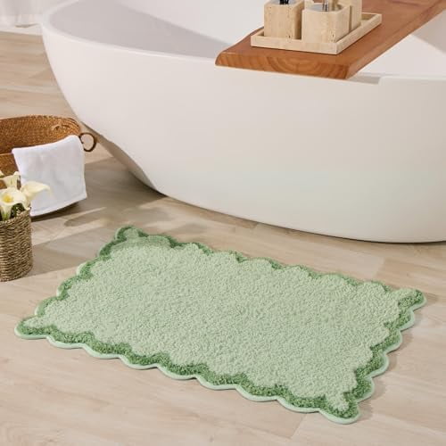 Cute Green Scalloped Bath Mat, Fun Plush Microfiber Scallop Bathroom Rugs Non Slip Washable Quick Dry Absorbent, Bathmat Bath Rug Carpet for Shower Stall Vanities Kitchen Floor Entrance, 20x32