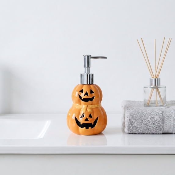 Cute Pumpkin Ceramic Soap Dispenser, Halloween Decor - Refillable Lotion Soap Bottle Lotion Bottle Hand Soap Dispenser (A, 3.7x6.6 Inch)