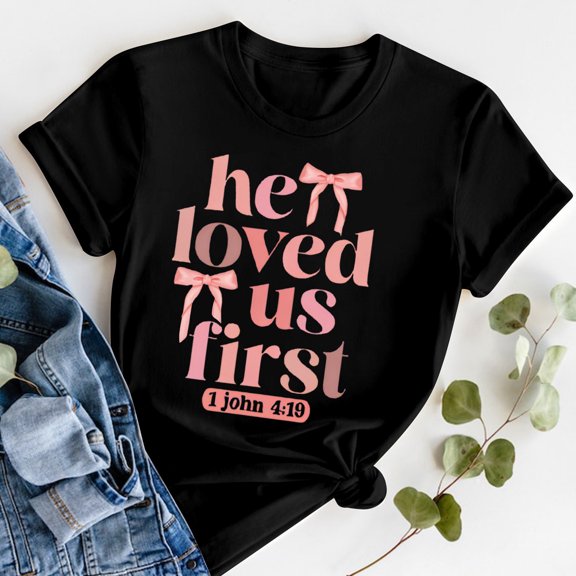 Cute Summer Tops Funny Love Heart Graphic Valentine Shirt for Girlfriends Happy New Year Shirt