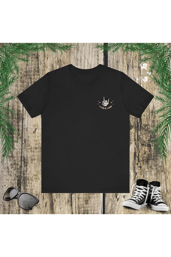 Cute Weird Aunt funny Auntie groovy Skeleton rock on hand Unisex T-shirt