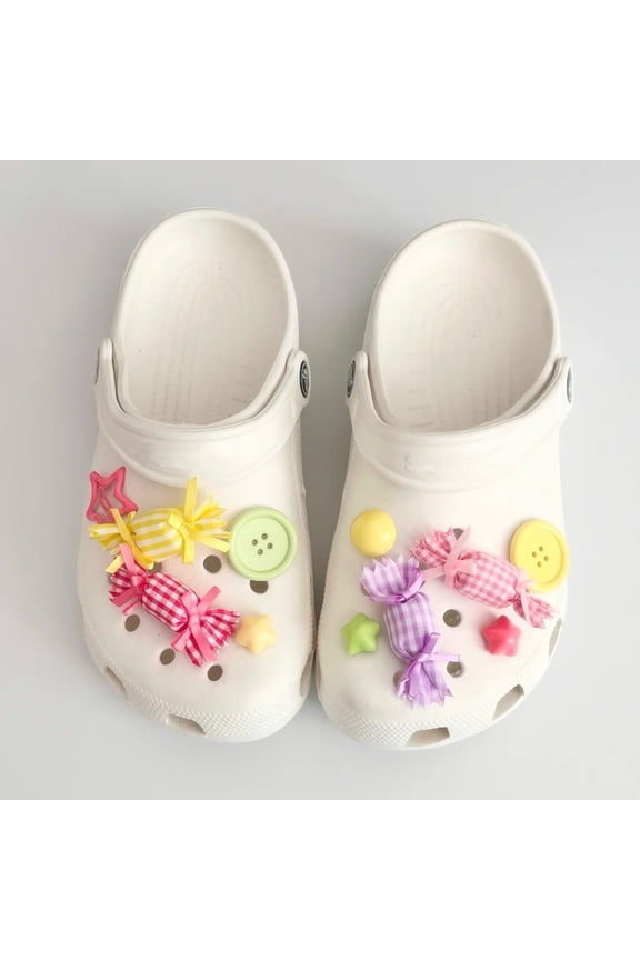 Cute and fresh spring-summer new colorful cartoon candy DIY shoe charms and shoe decorations for clogs