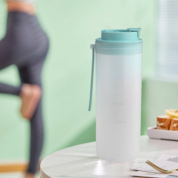 CxhicLuv 8.1×2.6×2.6 Inch Sport Water Bottle, Leakproof Fitness Cup – Portable, Carry Strap, Non-Slip Bottom – Great for Workouts, Outdoor, Adults, Fitness Enthusiasts