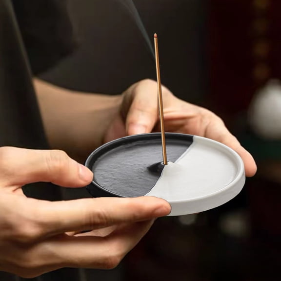 CxhicLuv Ceramic Incense Holders, Black & White Minimalist Tray, Yin-Yang Aromatherapy for Yoga, Meditation & Home Decor, Elegant Incense Holder for Relaxation Spaces & Gift