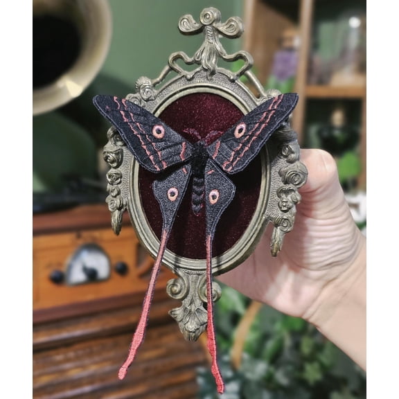 CxhicLuv Handcrafted Embroidery Wall Art, Gothic Moth Dark Decorations for Christmas & Halloween, Unique Black Art Decor, Nightmare Before Christmas Style for Party, Wedding & Room Decorations