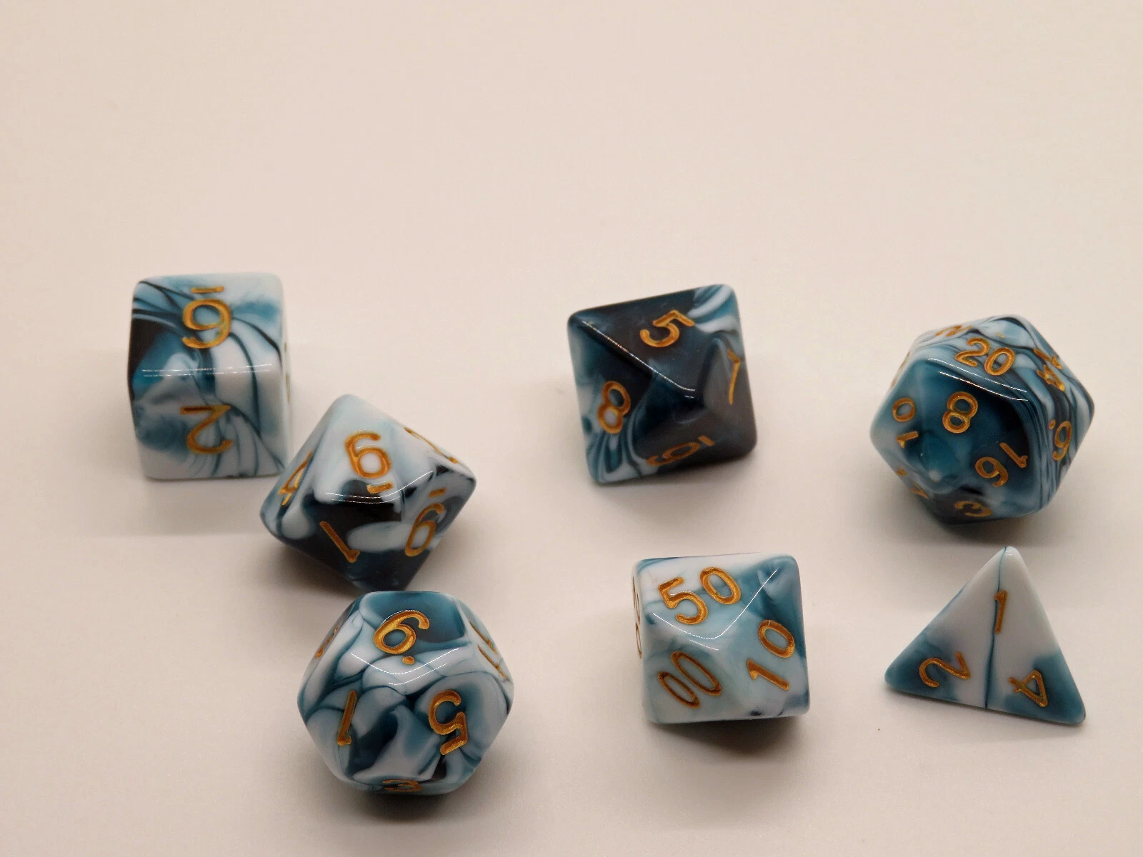 D&D Rpg 7 Piece Dice Set Swirl Blue/Green And White With Dice Bag! 364