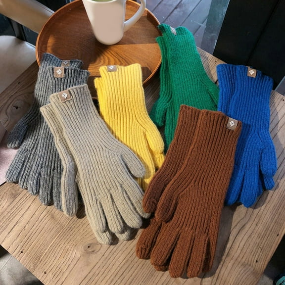 D-GROEE 1 Pair Winter Touchscreen Gloves -Warm Knit Plush Gloves with Elastic Cuff for Thermal Outdoor Camping