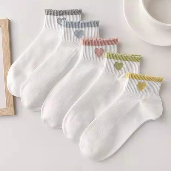 D-GROEE 5 Pairs Cute Nylon Crew Funny Aesthetic Novelty Comfortable Warm Heart Ankle Socks for Women Teens Girls