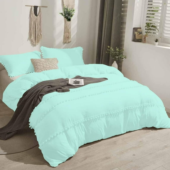 D.N.G. BEDDINGS 5 Piece Boho Chic Pom Pom Comforter, All Season Down Alternative Bedding Comforter with 4 Pillow Shams (Super King Size, Aqua Blue) 800 Thread Count, Egyptian Cotton.