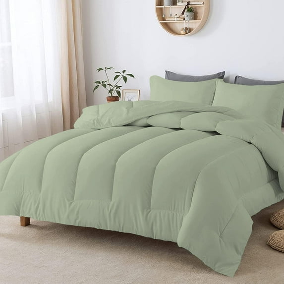 D.N.G. BEDDINGS 5 Piece Luxury Straight Line Pattern Comforter Set, Premium Super Soft, 800 Thread Count, 100% Egyptian Cotton, King/California King Size Light Sage Solid Color