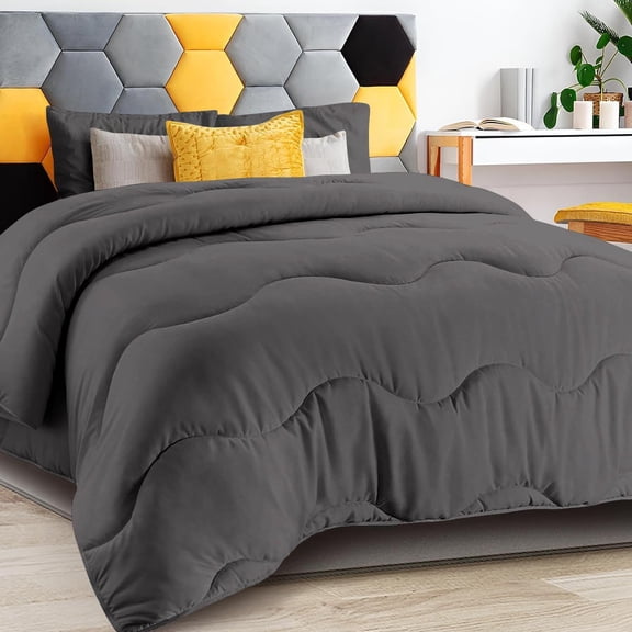 D.N.G. BEDDINGS 5 Piece Luxury Wavy Stitching Comforter Set Super Soft, All Season, 800 Thread Count, 100% Egyptian Cotton, With 6 Corner Tabs, Super King Size Dark Grey Color