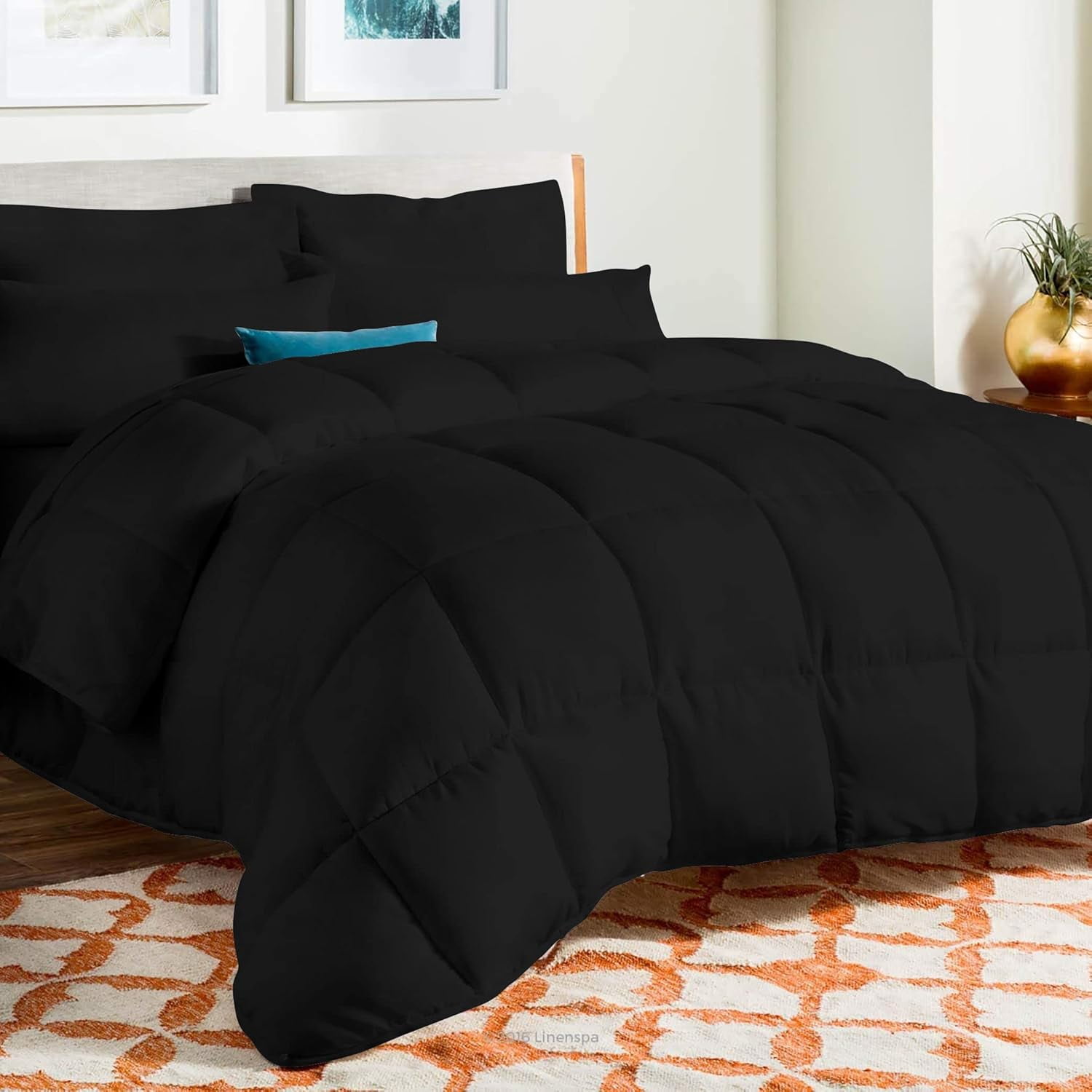 D.N.G. BEDDINGS Deluxe All Seasons King/Cal King Size 800 Thread Count, Solid Black Down Alternative 1 Piece Box Design Comforter Set 100% Egyptian Cotton
