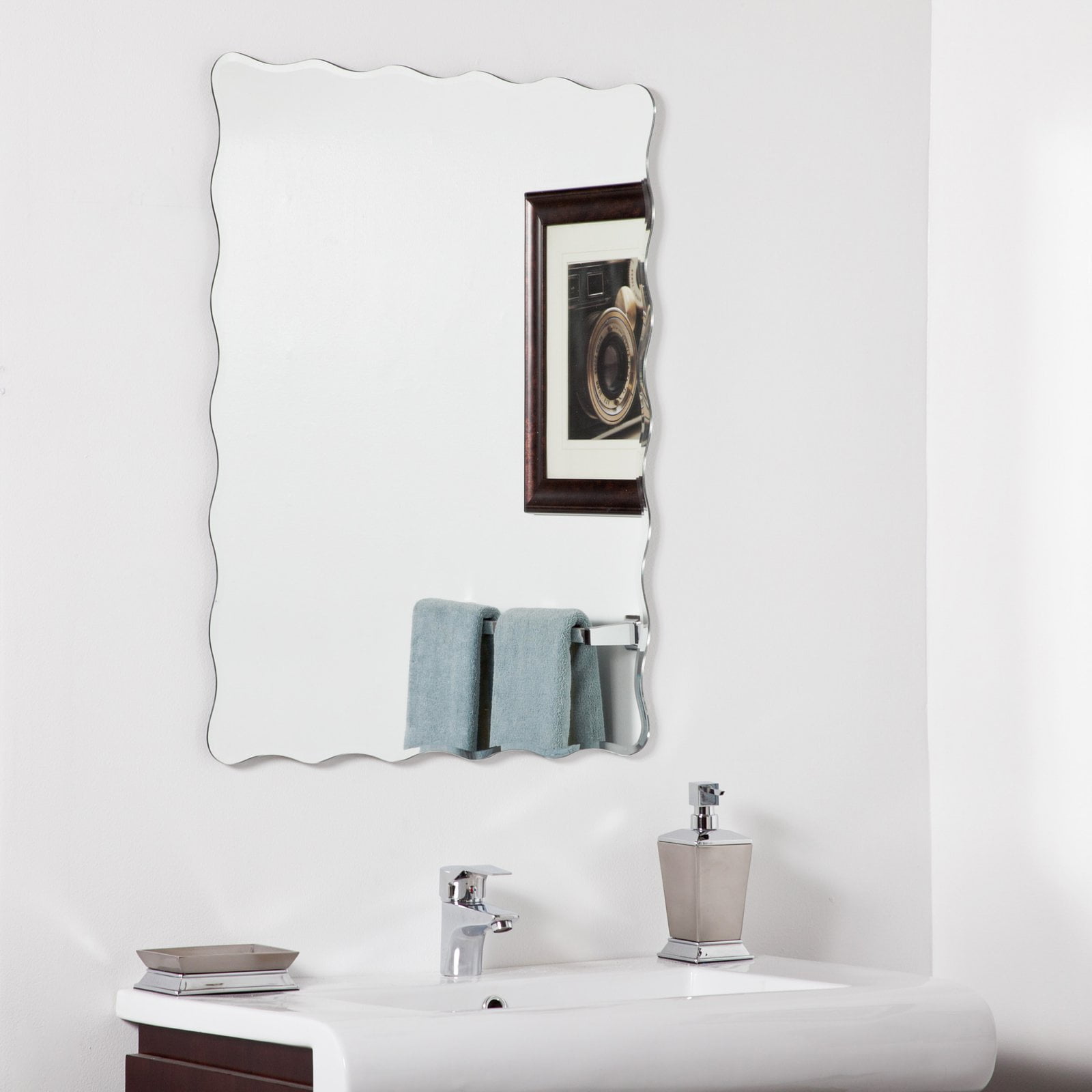 Angelina Modern bathroom mirror