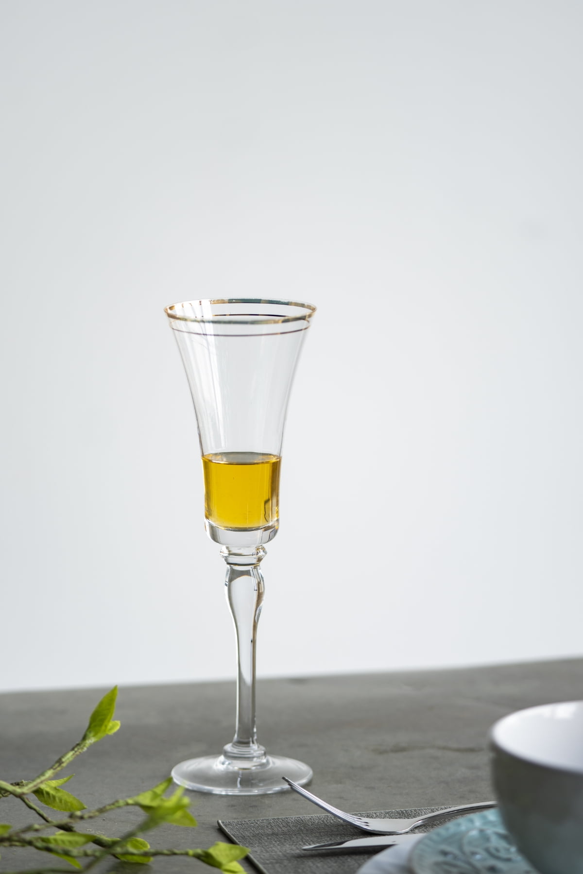 D3x9.8" Felicity Flute with Gold Rim, Set of 4