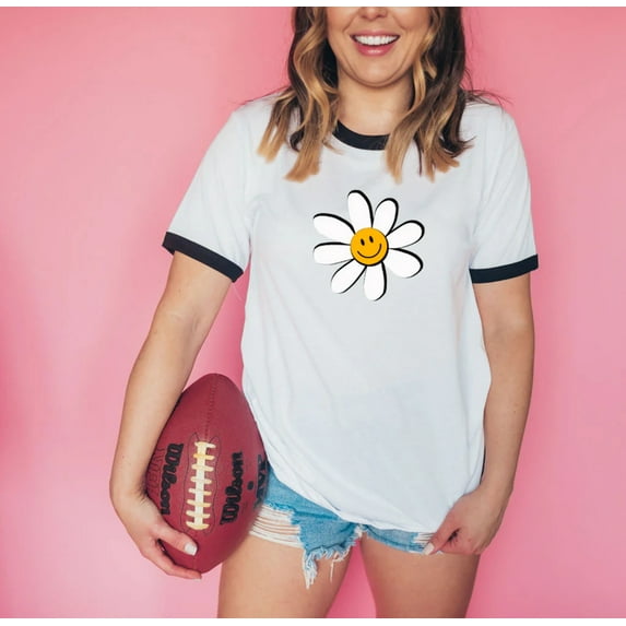 DAISY SMILEY Graphic Ringer Tee