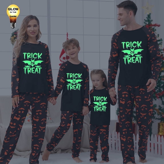 DAKIMOE Halloween Pajamas Family Matching Glow In The Dark Halloween Print Long Sleeve PJs Set Outfits 2 Pieces Cotton Loungewear Sleepwear for Adult Men Women Kids Toddler, Bat, 6-7Y