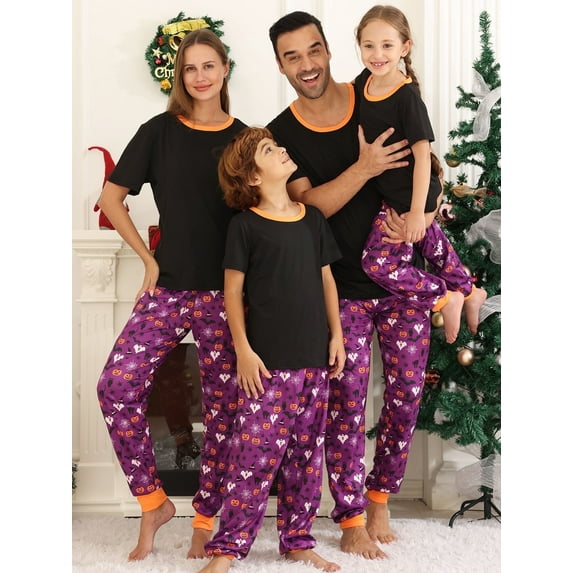 DAKIMOE Halloween Pajamas Family Matching Set Holiday Print Short Sleeve Jammies Loungewear PJs Set Sleepwear Adult Kids Men Women Couples, Mom, XL