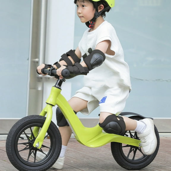 DAMAI Mini Protective Gear Set,Wrist Guards,Knee Guards,Elbow Guards,Skating Cycling Bike Rollerblading Scooter, 3 in 1 for Skating Cycling Bike Rollerblading Scooter(Black)