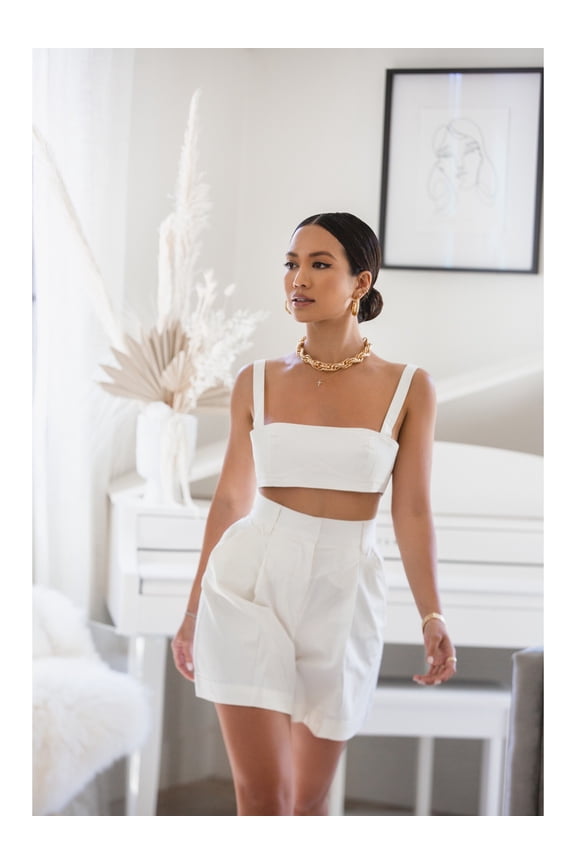 $69 Womens New Ivory Pleated Cropped Shorts 2 B+B