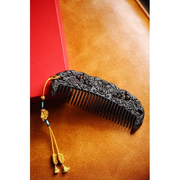 DAOZEN Adult Solid Zitan Rosewood Fine Tooth Handcrafted Hair Comb, Detangling, Brown Passionflower Pattern