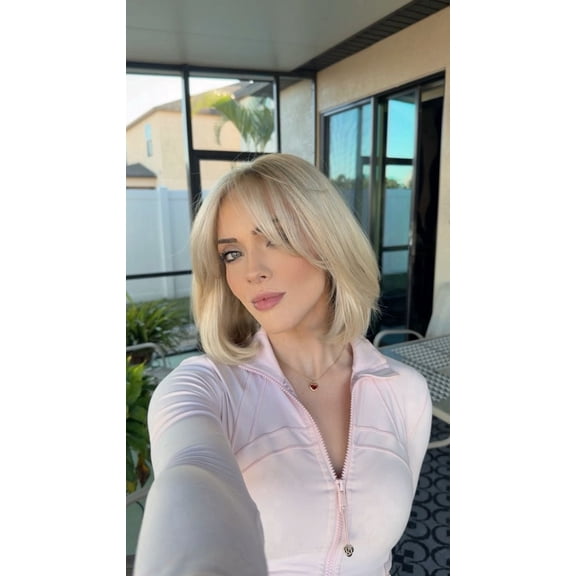 DAPRZIY 12" Blonde Bob Wig with Bangs Dark Root - Short Straight Synthetic Wigs for Women Heat Resistant
