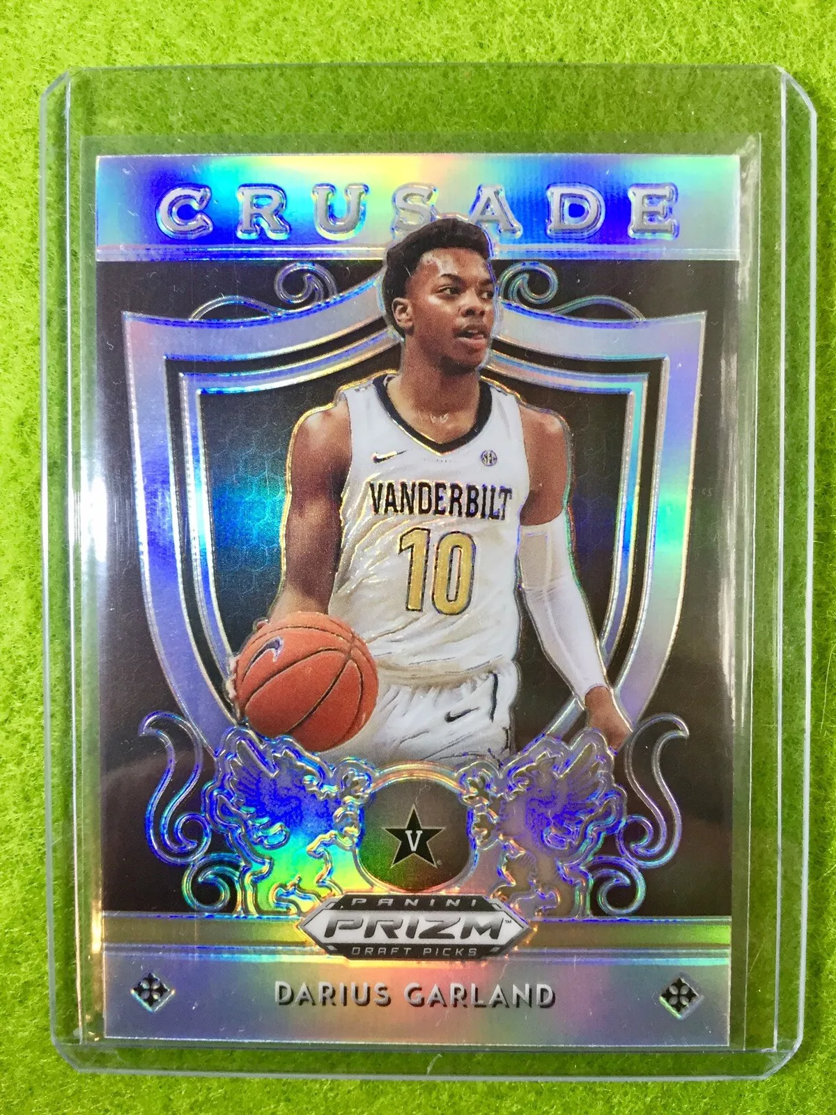 Darius Garland Prizm Red White & orders Blue RC