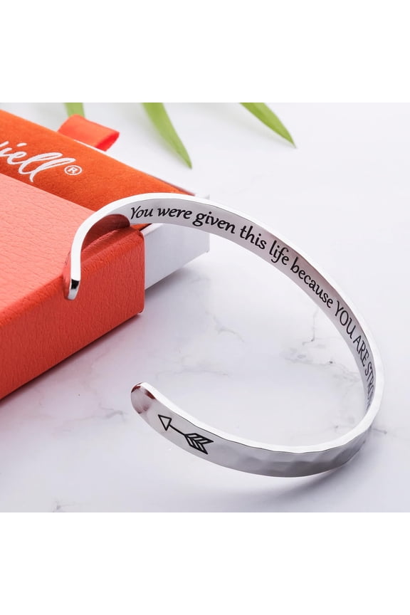 -Bracelets for Women, Personalized Gifts for Her, Mom, Best Friend, Inspirational Friendship Cuff for Teen Girls, Engraved, Birthday Gift Jewelry