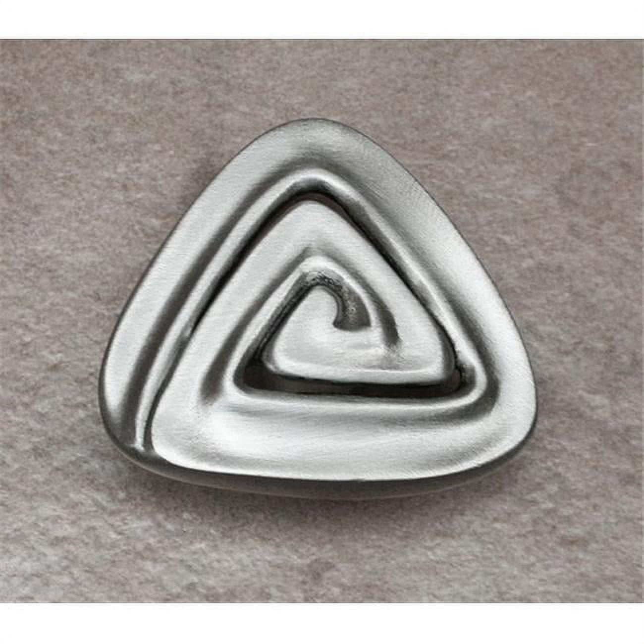 DArtefax DHK15-SA Triangle Spiral Knob- Satin