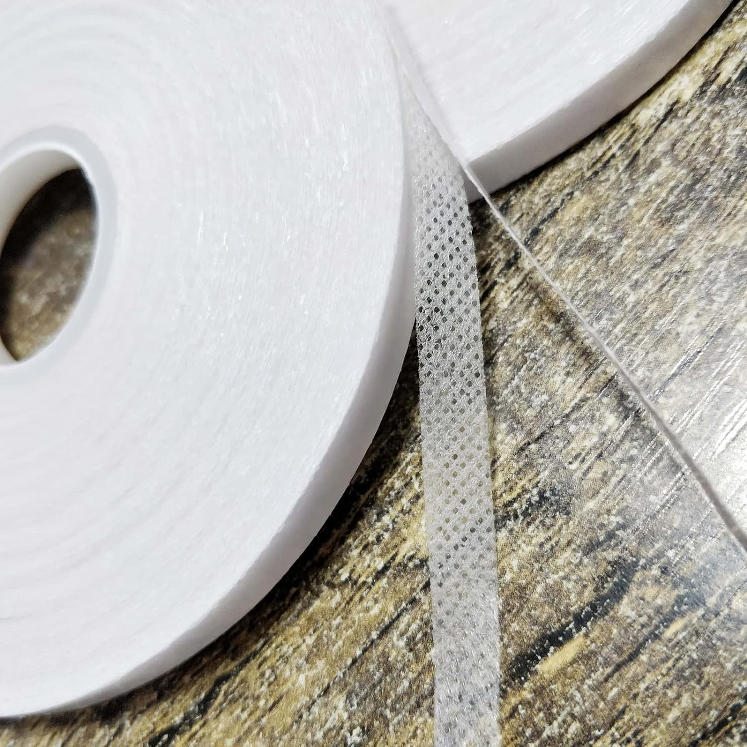 DBOO 1 Roll 6mm Quilting Tape Wash Away Tape 22 Yard Sticky Fabric Tape Double-Sided Adhesive Cloth Tape