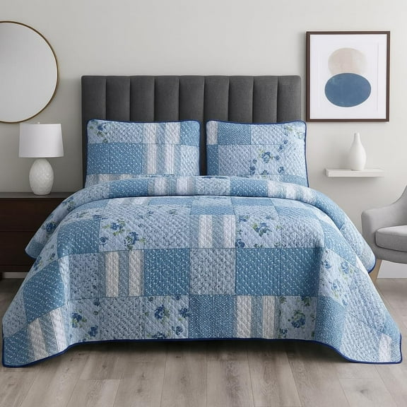 DBOZE American Traditional Floral Quilt Set Reversible Lightweight Sateen Bedspread with Matching Shams for All Seasons (Blue/White, Queen)