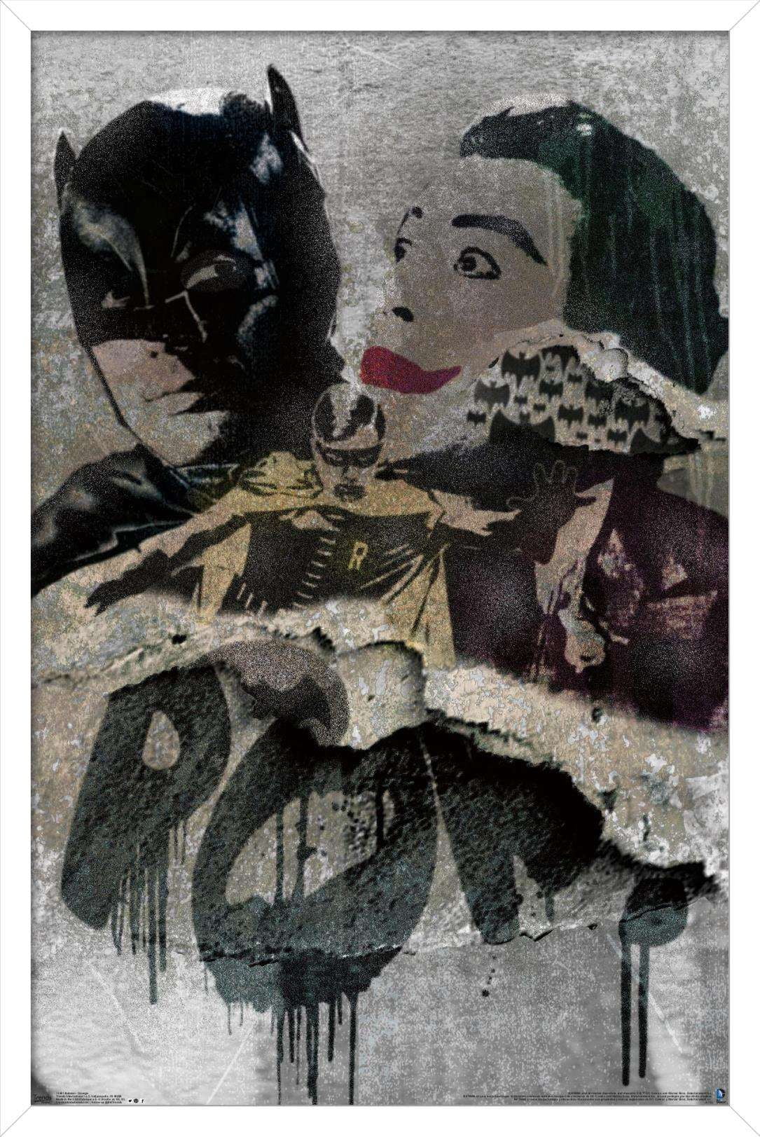 DC Comics - Batman - Grunge Wall Poster, 14.725" x 22.375", Framed