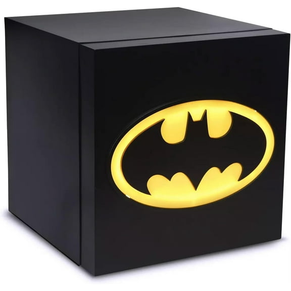 DC Comics Batman Logo 6.7L Thermoelectric Cooler | Holds 9 Soda Cans