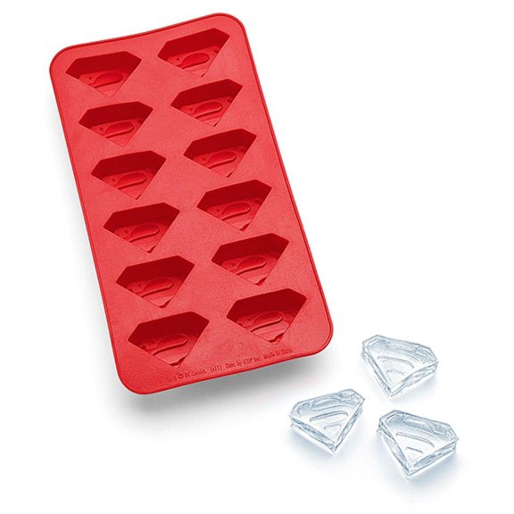 DC Comics Superman Glass and Ice Cube Tray Combo Pack