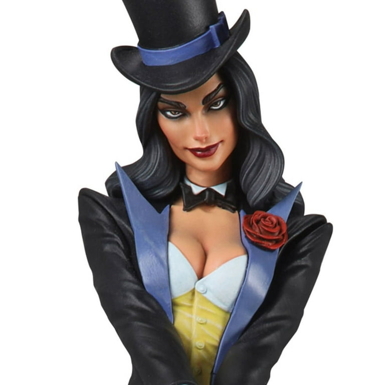 DC Cover Girls Zatanna by J. Scott Campbell 1:8 Statue DC Cover Girls Zatanna by J. Scott Campbell 1:8 Statue