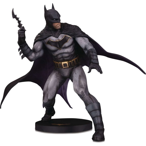 DC Designer Series Batman Collectible Statue (Oliver Coipel)