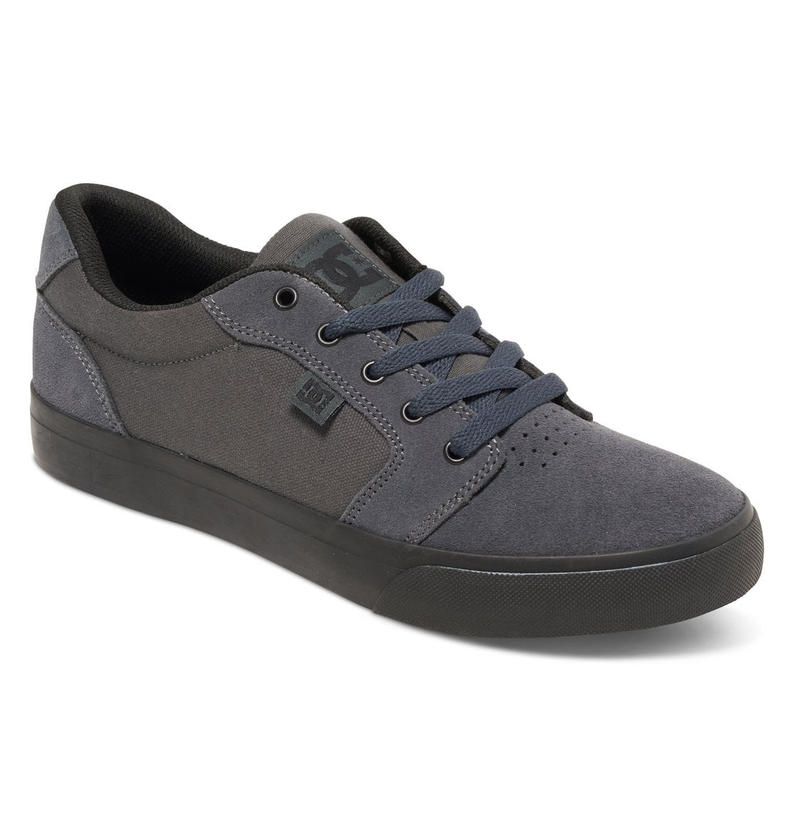 Men s DC Shoes Anvil Black White Black Nubuck Leather Suede Textile 11.5 M Walmart