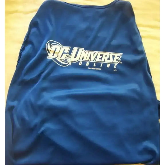 DC Universe Online 2011 Comic-Con promo Cape Mint