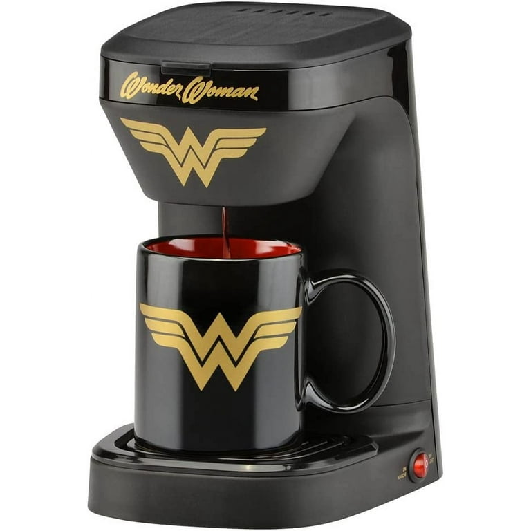 https://i5.walmartimages.com/seo/DC-Wonder-Woman-1-Cup-Coffee-Maker-with-Mug_11153ee3-fa0d-4469-8953-5350f7ebff02.a58a877577a7be375cf3b5f2340ffd9f.jpeg?odnHeight=768&odnWidth=768&odnBg=FFFFFF