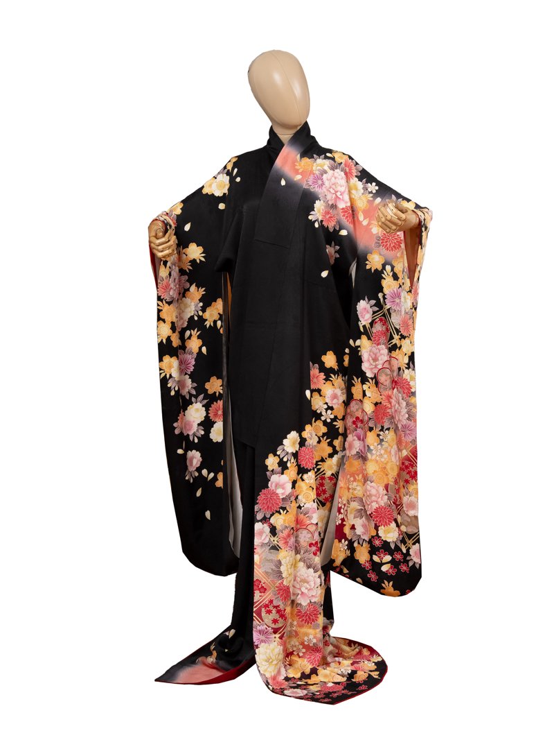 what is the name for a silk japanese female dress Women's Japanese Silk Kimono 'Shirouma' Red