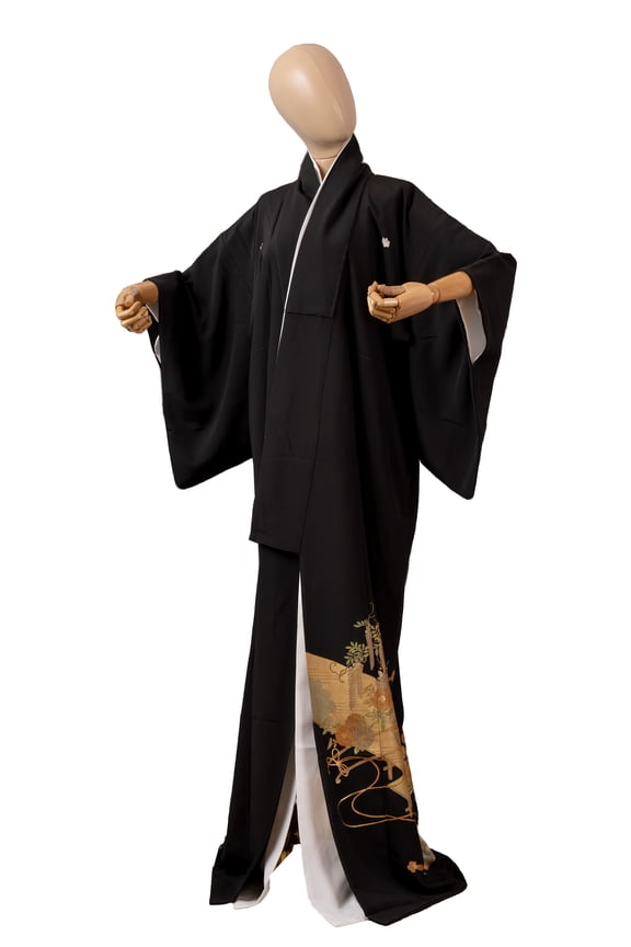 Authentic Traditional Japanese Tomesode Silk Kimono for Women Robe Made in Japan KMT-0246