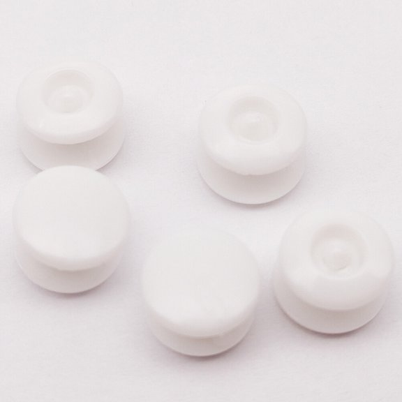 DEEPCRAFF 100 Pairs White Disposable Fastening Buttons Resin Clips for Comfortable Protective Face Use