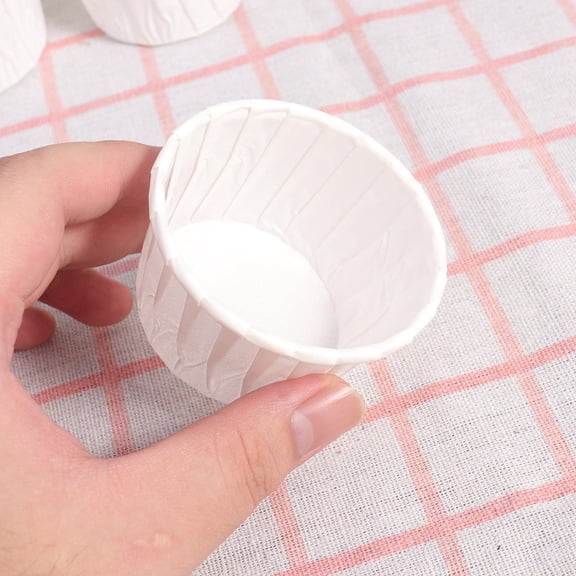 DEEPCRAFF 100pcs White Disposable Paper Cake Cups for Desserts Ice Cream Parties LeakResistant Coating