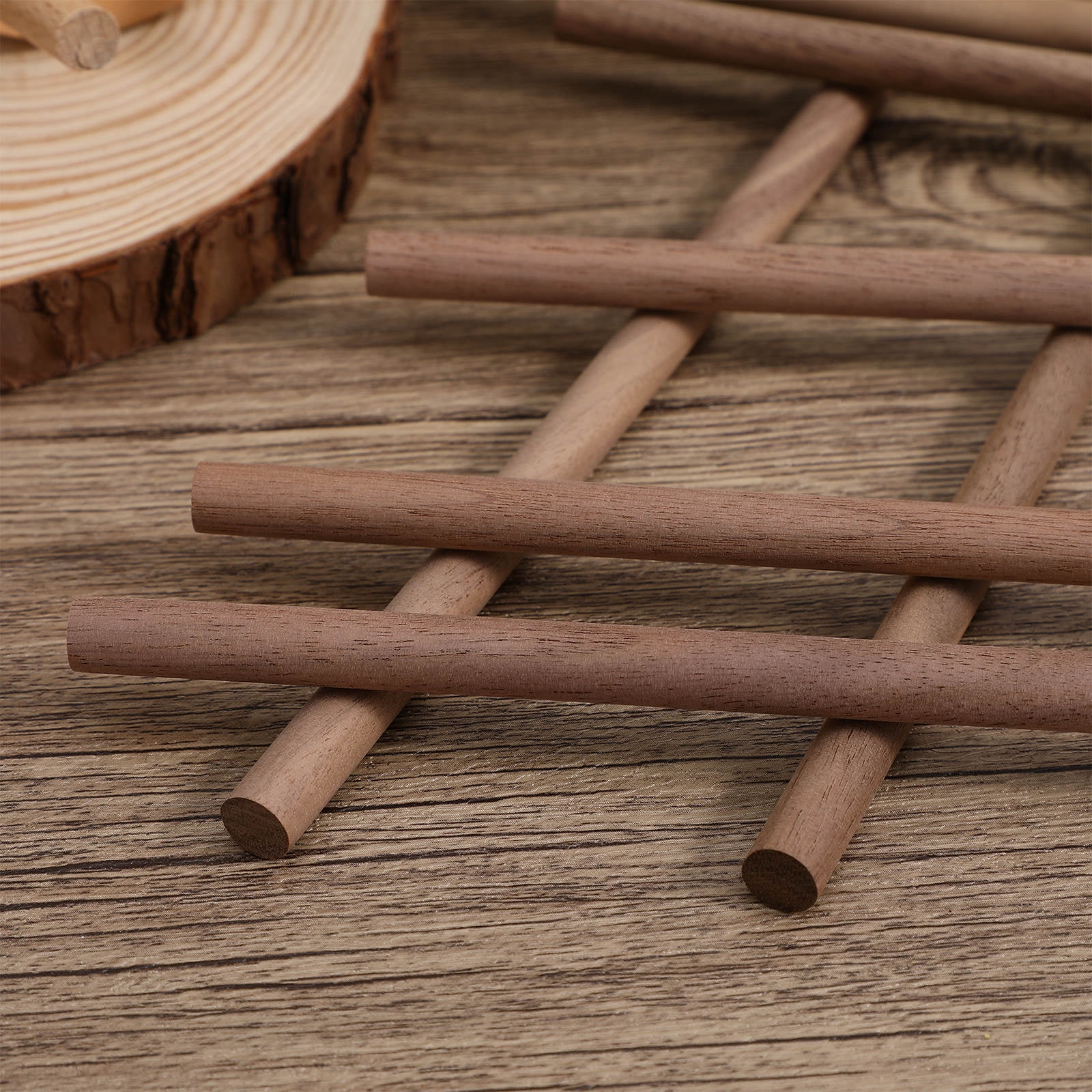 DEEPCRAFF 24 Pcs Dowel Rods Wood Sticks Brown Walnut Wood for Parties Decorations