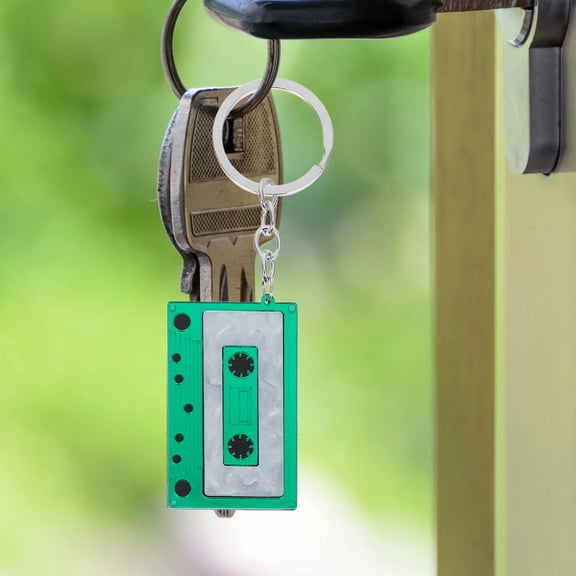 DEEPCRAFF 3Pcs Vintage Tape Recorder Keychain with Versatile Use for Themed Parties and Everyday Wear in Black Red Green