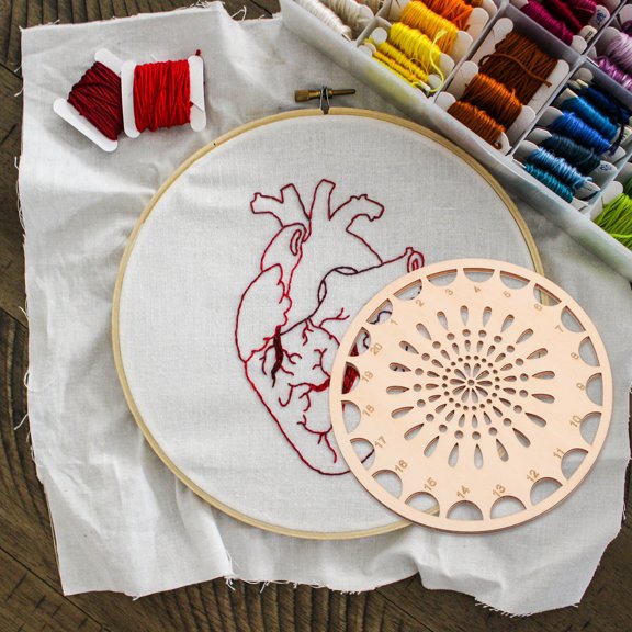 DEEPCRAFF Wooden Cross Stitch Floss Organizer Thread Board for Embroidery