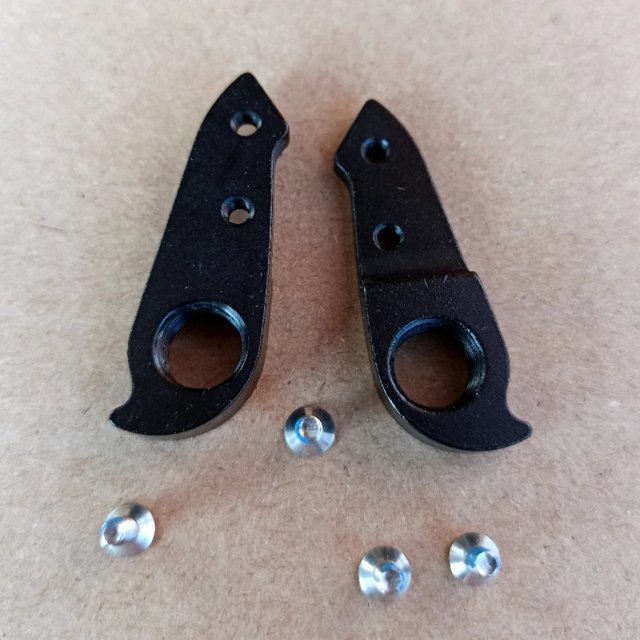 hang bike by handlebars